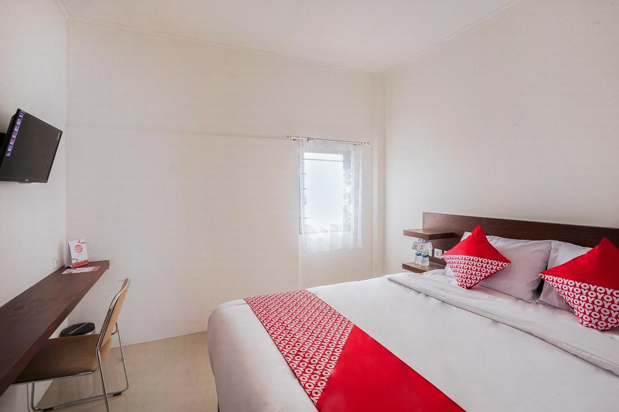 โอโย 2183 ชิโบเรียม เรสซิเดนซ์ เนียร์ รูมาห์ ซากิต ราจาวาลี Hotel บันดุง ภายนอก รูปภาพ